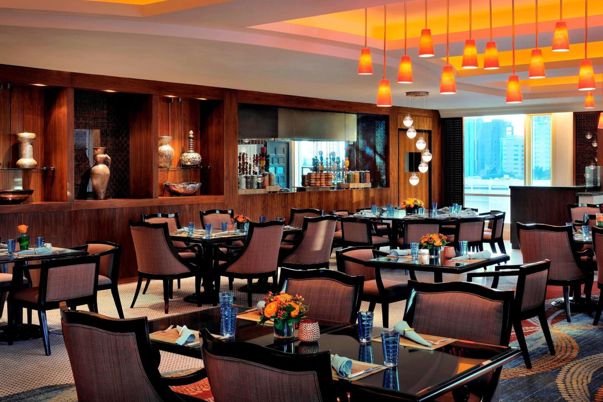 Courtyard By Marriott Kuwait City Eksteriør bilde