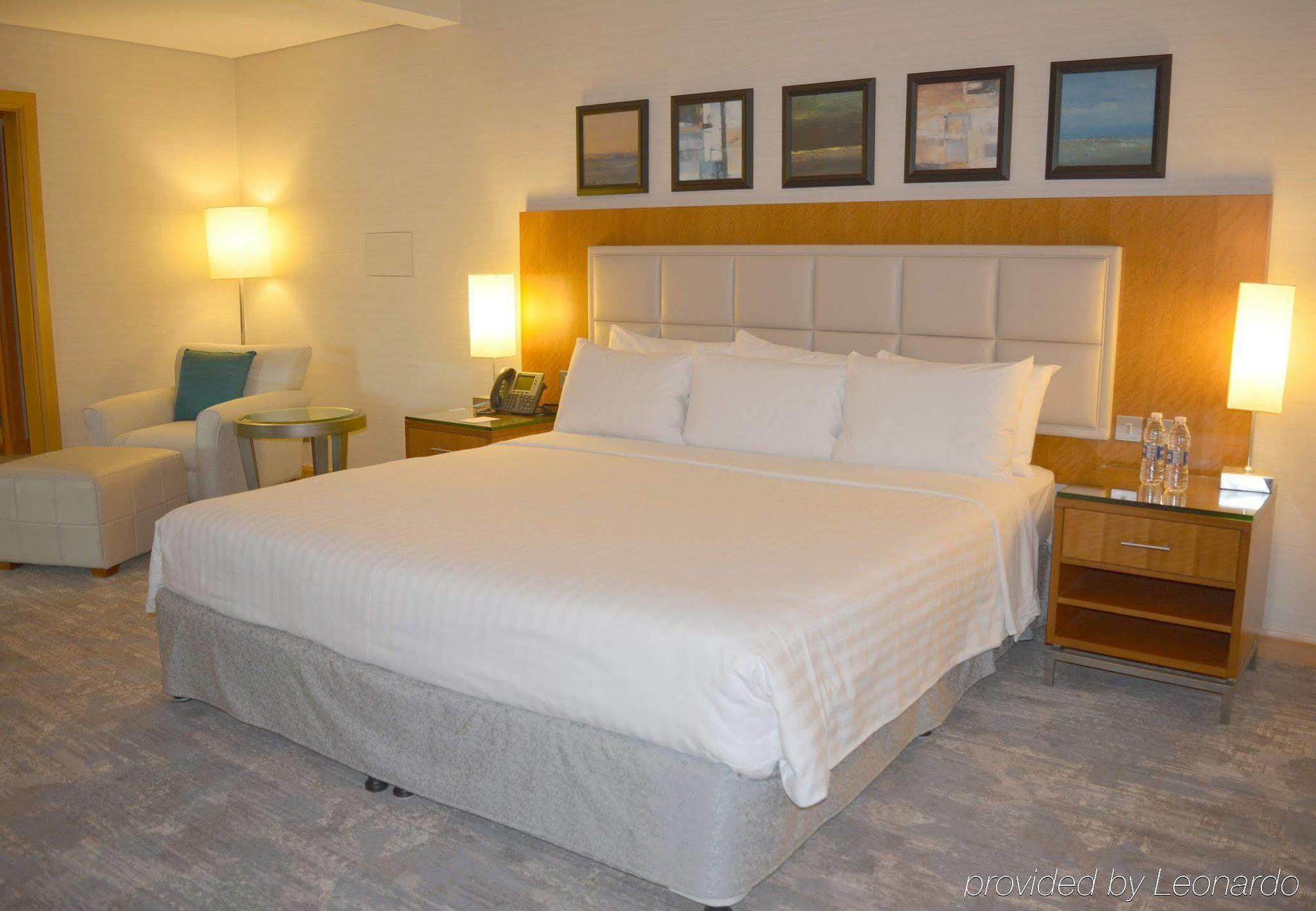 Courtyard By Marriott Kuwait City Eksteriør bilde