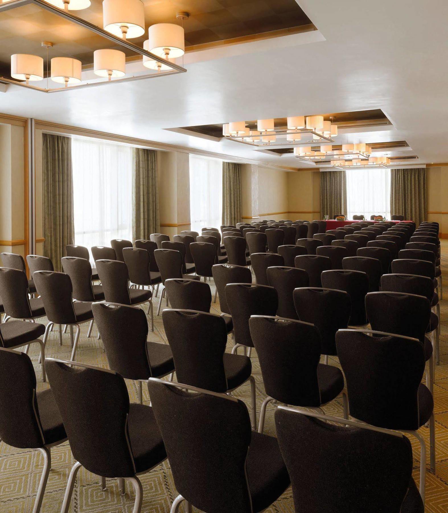Courtyard By Marriott Kuwait City Eksteriør bilde