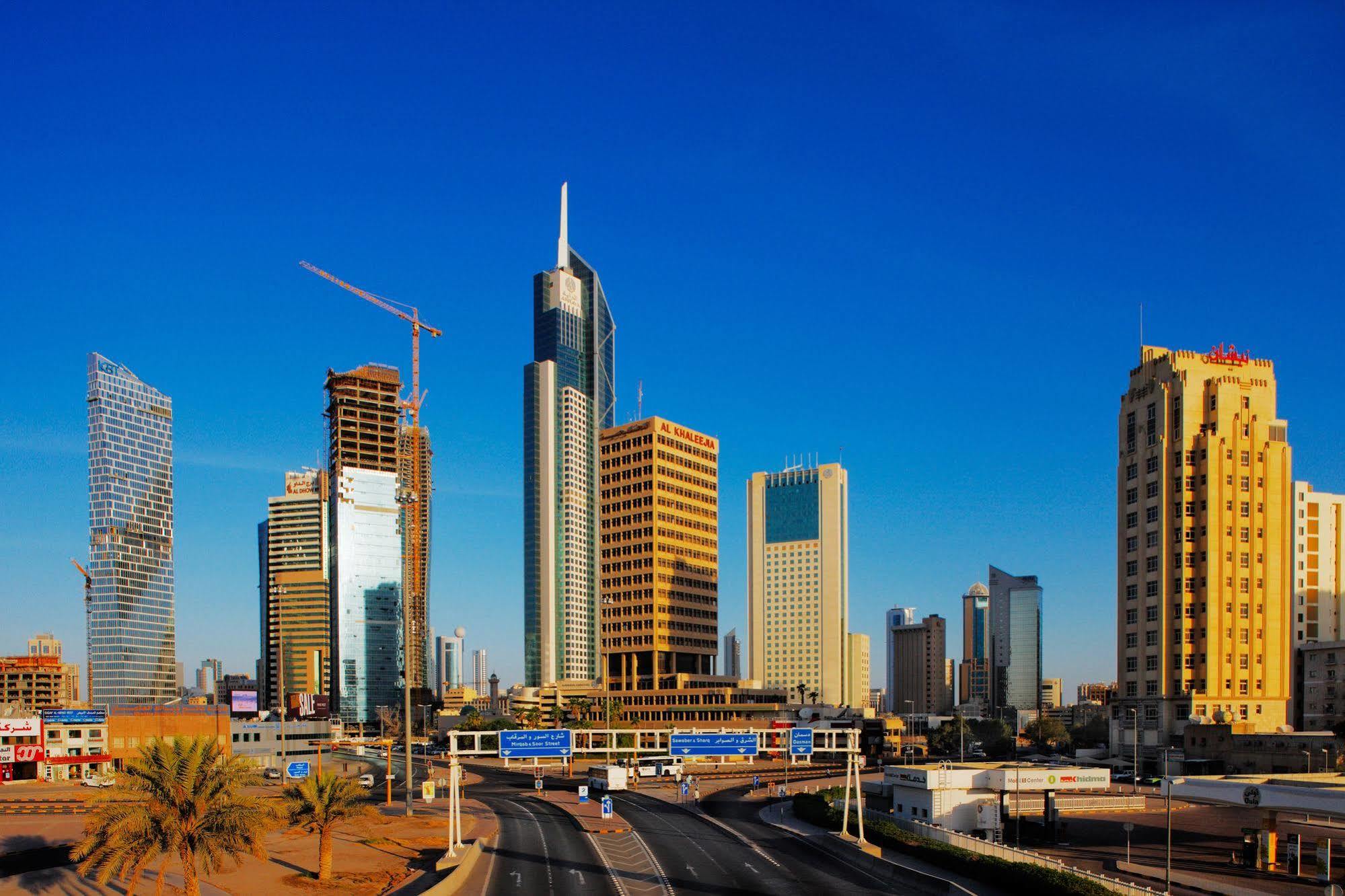 Courtyard By Marriott Kuwait City Eksteriør bilde