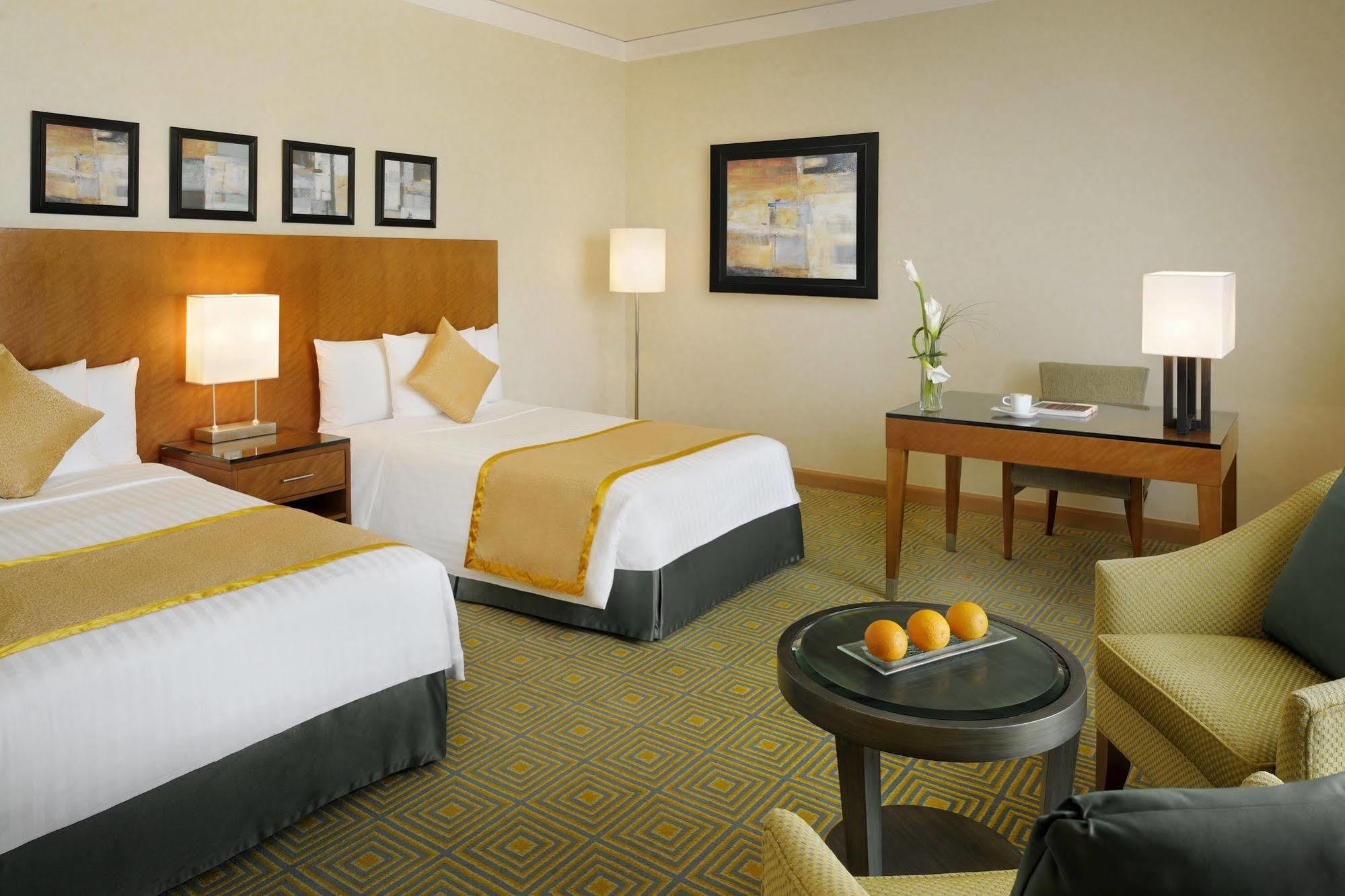 Courtyard By Marriott Kuwait City Eksteriør bilde